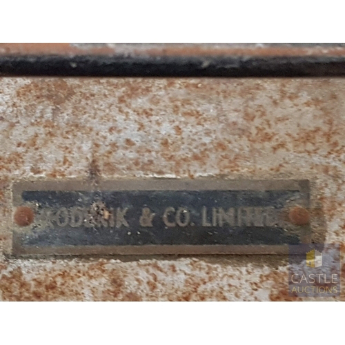 372 - Antique Victorian Rare Holding Rectangular Base for Coal Clothes Iron (Approx. 28.5cm x 15cm x 10.5c... 
