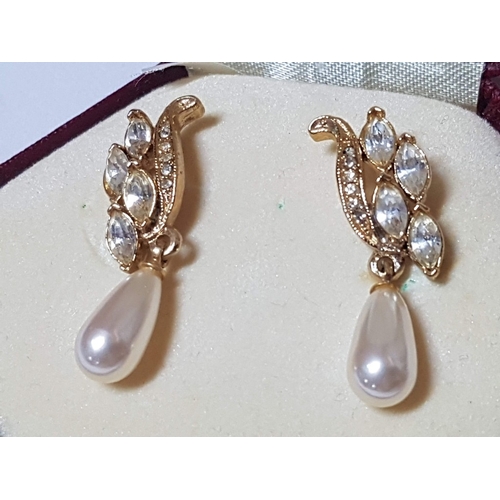 783J - 'Rosita' Vintage Faux Pearls Elegant Set Presented in Original Shell-Shaped Boxes, Single Strand Sim... 