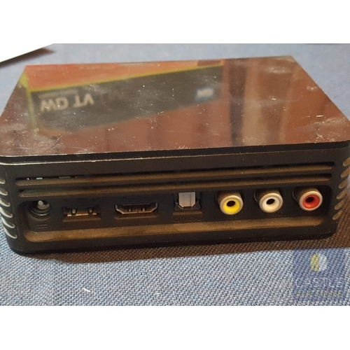 796J - WD TV HD LIVE, Media Player with R/C, Untested, Original Box.