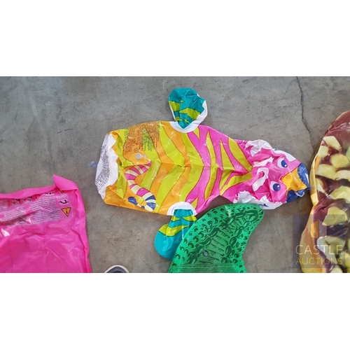 809J - 6 x Pool Inflatable's Together With A Pump. A/F