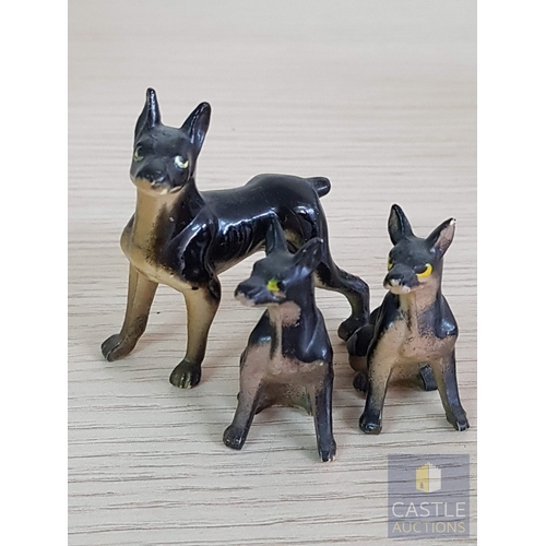 823J - Vintage Hard Plastic Mini  Doberman Pincher Dog Family, Made in Hong Kong, (3)