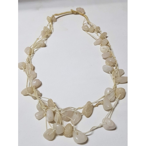 862J - Collection of Necklaces Made of Natural Stones of Various Shapes and Colors (Green, Beige and Purple... 