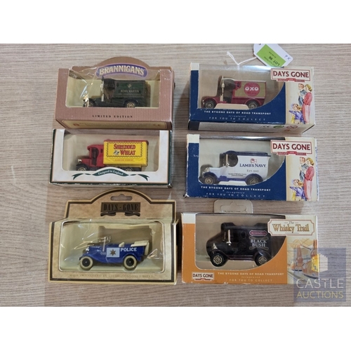 Collection of 6 x Scale Model Vehicles, (see multiple catalogue photos ...