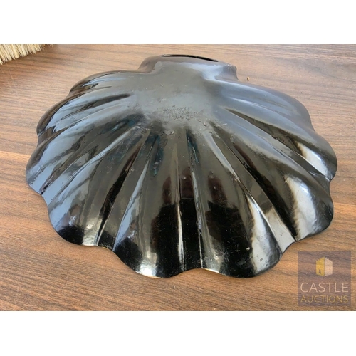 575M - Black Japanese / Chinese Chinoiserie Crumb Tray & Brush Set; Scalloped Shaped with Curved Brush, Dec... 