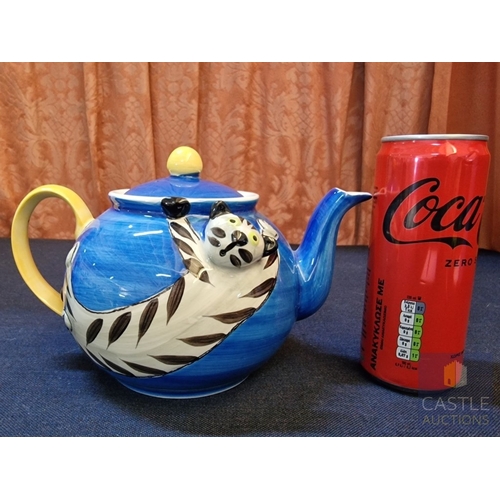 580M - Marks & Spencer Animal- Themed Novelty Ceramic Tea Pot.