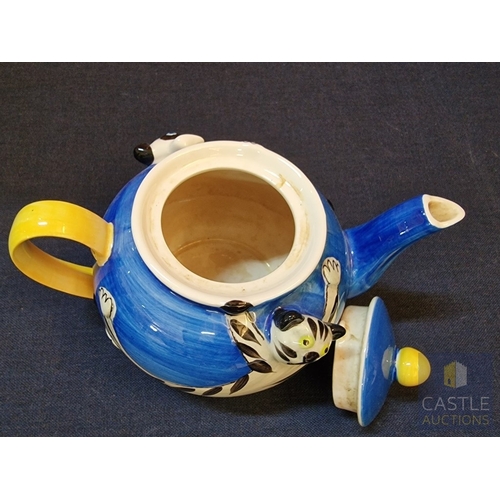 580M - Marks & Spencer Animal- Themed Novelty Ceramic Tea Pot.