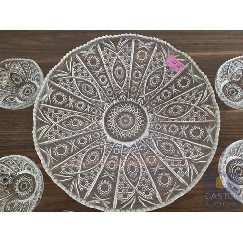 595M - Large Vintage Decorative Round Crystal Serving Bowl, (Approx. Ø: 36cm), Together with 4 x Matching B... 