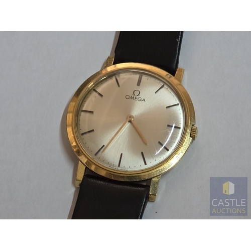 598M - Vintage OMEGA 18ct Gold Gent's Wrist Watch, (Ref: 111.022), Ultra Thin Dress Watch, Circa 1962 with ... 