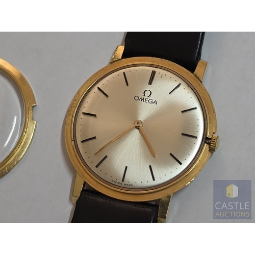598M - Vintage OMEGA 18ct Gold Gent's Wrist Watch, (Ref: 111.022), Ultra Thin Dress Watch, Circa 1962 with ... 