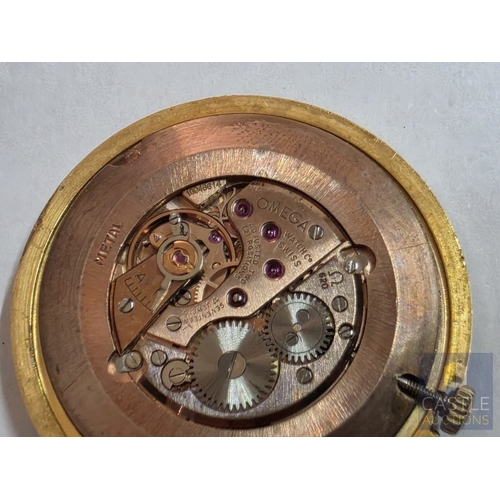 598M - Vintage OMEGA 18ct Gold Gent's Wrist Watch, (Ref: 111.022), Ultra Thin Dress Watch, Circa 1962 with ... 