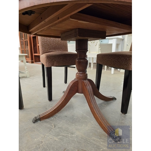 604M - Extendable Round Wooden Dining Table with Turned Pedestal Base and 4-Legs with Brass Claw Feet, (App... 