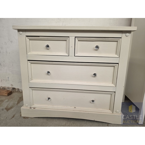 607M - White Painted Wooden 4-Drawer Chest of Drawers with Crystal Effect Handles, (Approx. 92 x 44 x 80cm)