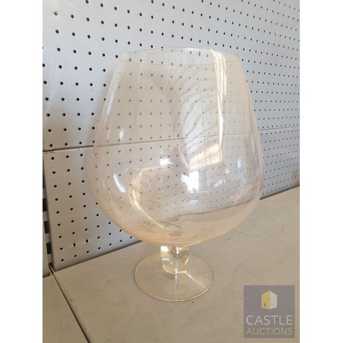 621M - Oversized Brandy Balloon Type Glass with Slight Bronze Tint Coloured Glass, (Approx. H: 37cm)
