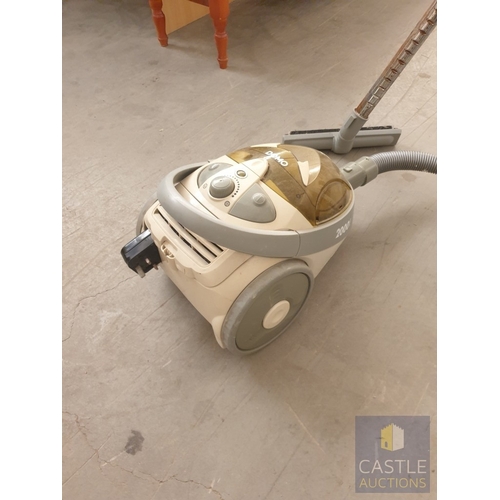 635M - Domo 2000watt Compact Vacuum Cleaner, Working When Lotted.