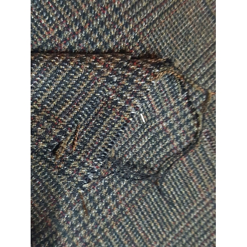 695K - Roll of Fabric / Material for Suit Making or Upholstery, Made in England, (Approx. W: 150cm), (See M... 