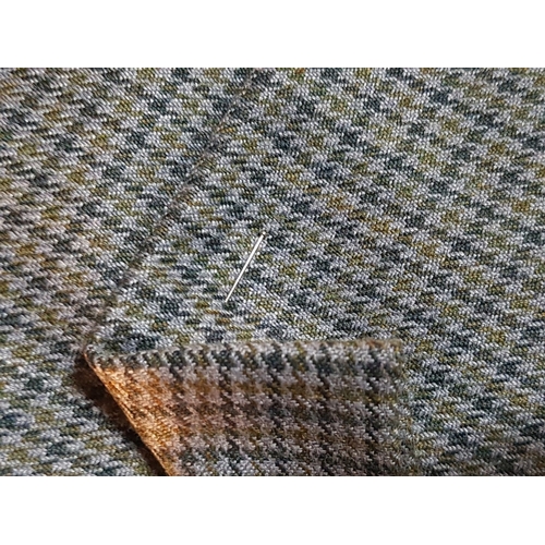 696K - Roll of Fabric / Material for Suit Making or Upholstery, Made in England, (Approx. W: 150cm), (See M... 