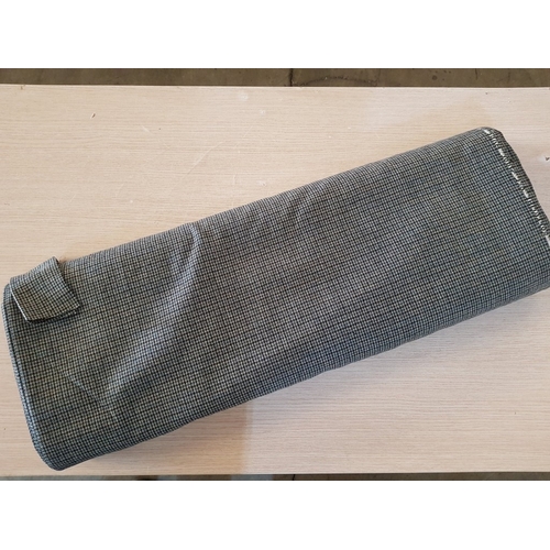 699K - Roll of Fabric / Material for Suit Making or Upholstery, Made in England, (Approx. W: 150cm), (See M... 