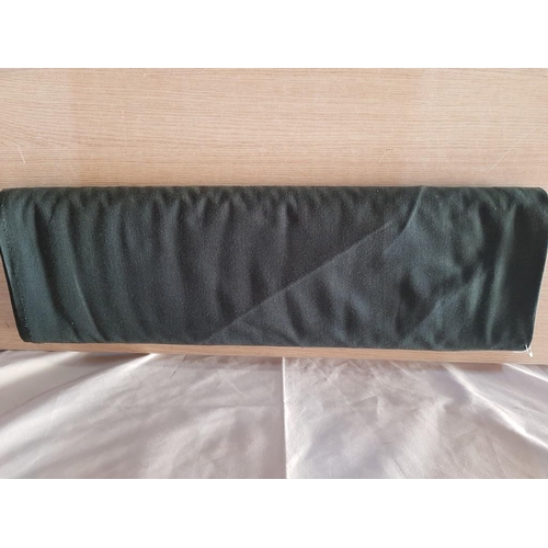 709K - Roll of Fabric / Material for Suit Making or Upholstery, Made in England, (Approx. W: 150cm), (see m... 