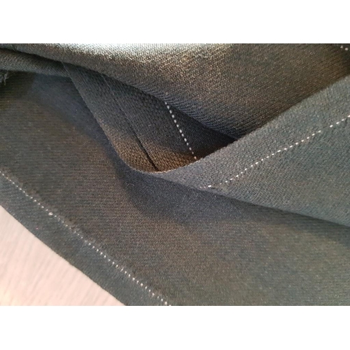 709K - Roll of Fabric / Material for Suit Making or Upholstery, Made in England, (Approx. W: 150cm), (see m... 