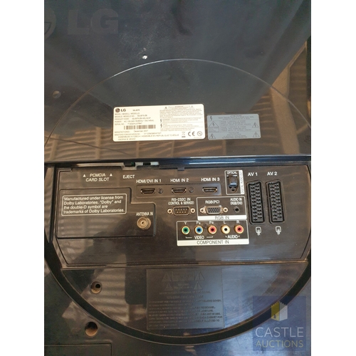 738L - LG 32'' LCD Television (Model No. 32LB75-ZB), with Remote Control, * Basic Test & Turns On *, Nb. No... 