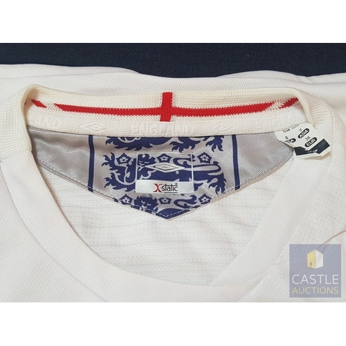 756L - England Home Football Shirt 2005-2007, White, Umbro, Size 10 (Woman).