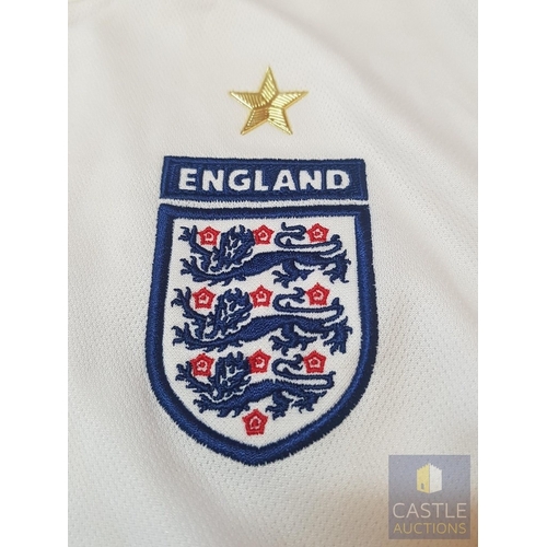756L - England Home Football Shirt 2005-2007, White, Umbro, Size 10 (Woman).