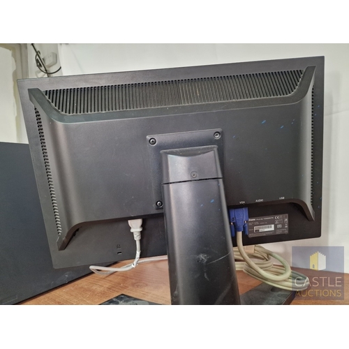 757L - IBM ThinkCentre Desktop PC Tower, (with Windows XP, Pentium 4, 3.2GHZ, 504MB RAM, 70GB HD), * Reform... 