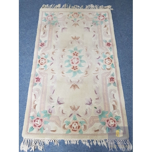 819J - Oriental Chines Floral Design Rug in Pastel Colors (Approx. 151cm x 91cm)