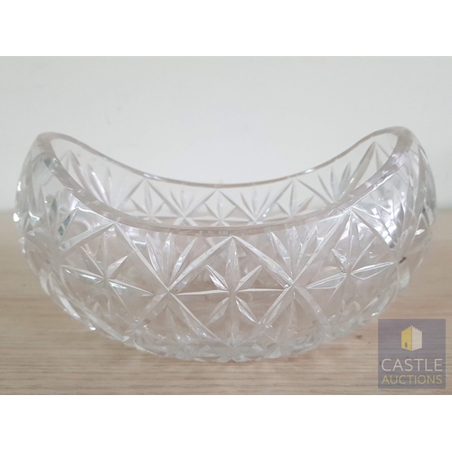 827J - Retro Style Tableware Crystal Collection; Ball Vase (Approx. H: 15.5cm Ø: 17cm), 2x Fruit Bowls (App... 