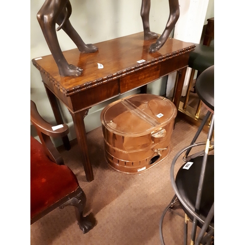 152 - Georgian mahogany turn over leaf card table on square reeded legs {73cm H x 91 cm W x 45 cm D}.