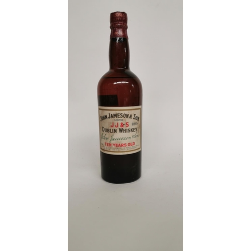 127 - Bottle of 1940's John Jameson & Son Ten Years Old Dublin Whiskey.