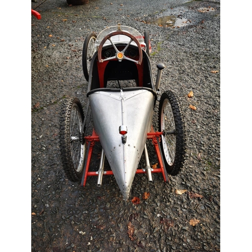 1253 - Model of a 1950's pedal car - Newbliss Flyer.