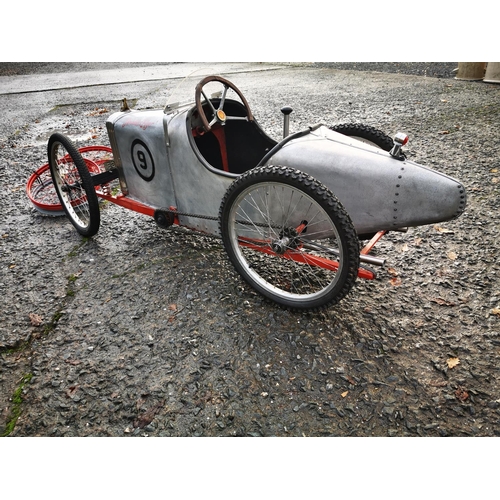 1253 - Model of a 1950's pedal car - Newbliss Flyer.