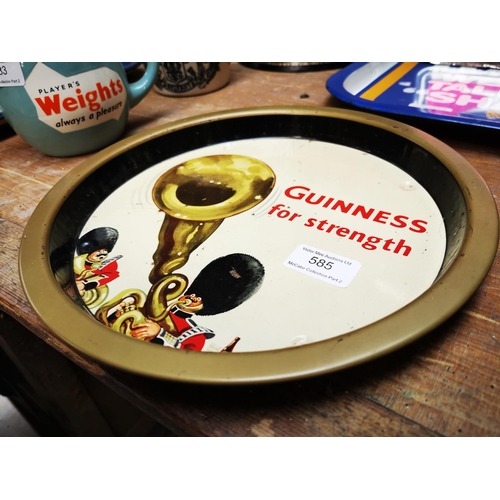 585 - Guinness For Strength advertising tray {27 cm Dia.}.