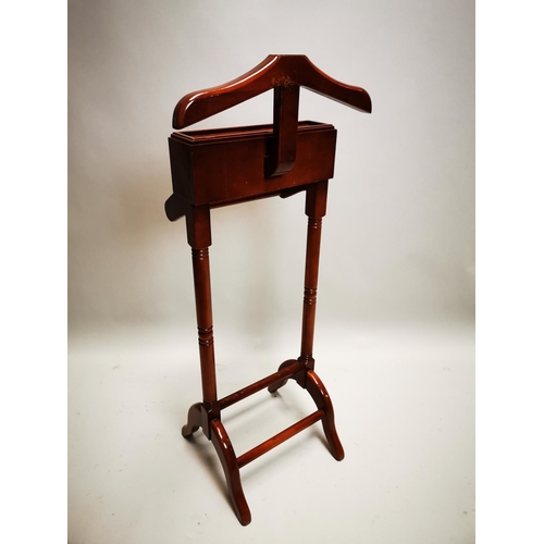145 - Mahogany Gentleman's valet stand {128 cm H x 55 cm W x 44 cm D}.
