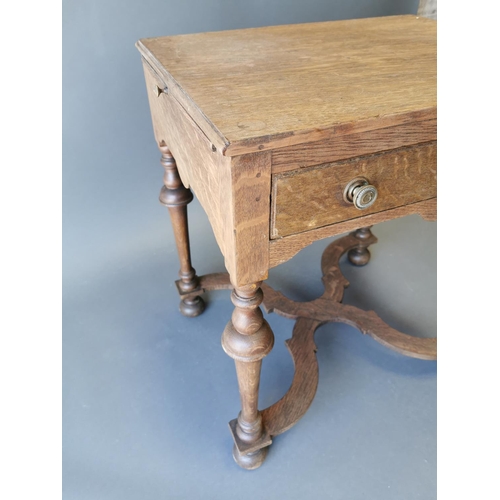412 - 19th C. oak side table with single drawer in the frieze and brushing slides on turned legs {71 cm H ... 
