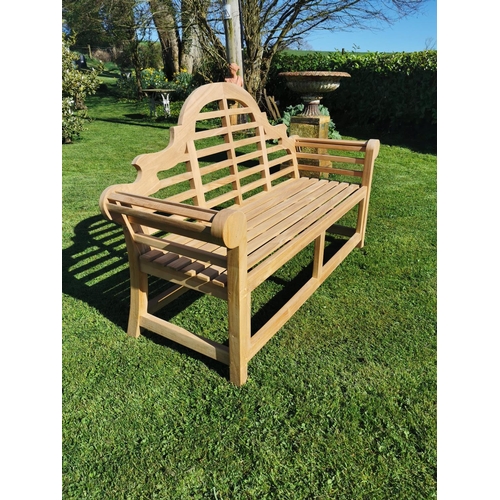433 - Good quality Lutyens style teak garden bench {104 cm H x 165 cm W x 62 cm D}.
