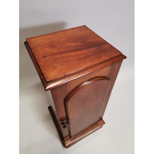 80 - 19th. C. mahogany bedside locker with single drawer. {75 cm H x 38 cm W x 33 cm D}.