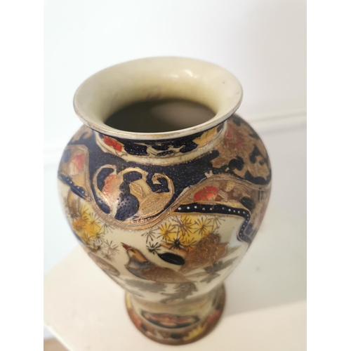 26 - Early 20th C. hand painted Oriental ceramic vase. {26 cm H x 15 cm Diam}.