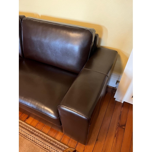 610 - Good quality leather couch {210 cm W x 80 cm H x 80 cm D}