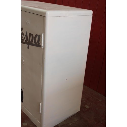 1094 - Metal Hilners Vespa industrial cabinet {101 cm H x 90 cm W x 45  cm D}.