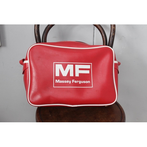 348 - Retro Massey Ferguson holdall bag.