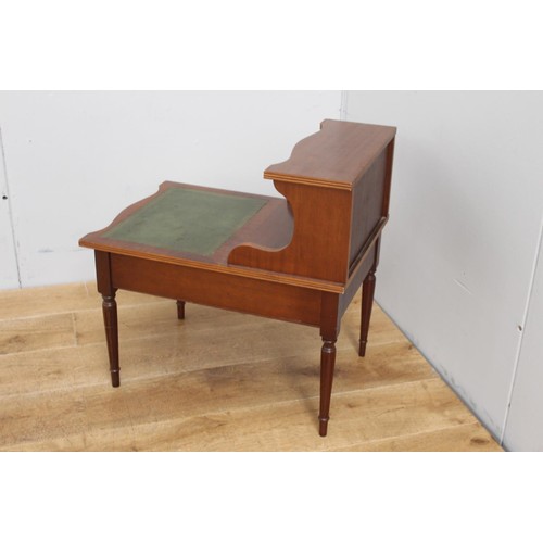 214 - Mahogany side table with green leather inset top and single drawer raised on turned legs {60 cm H x ... 