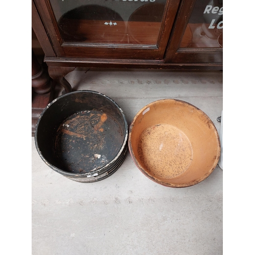 192a - Bulmer's Ice Bucket and Smithwick's Ice Bucket. {19 cm H x 24 cm Dia}