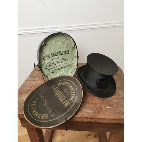 104 - Early 20th C. Collapsable top hat in original box Grande Chapellerie Gauquelin {14cm H x 22cm W x 28... 