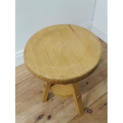 1044 - Pine revolving artist's stool { 58cm H X 35cm Dia  }