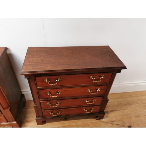 430 - Pair of good quality mahogany bachelor's bedside chests with brass handles raised on bracket feet in... 