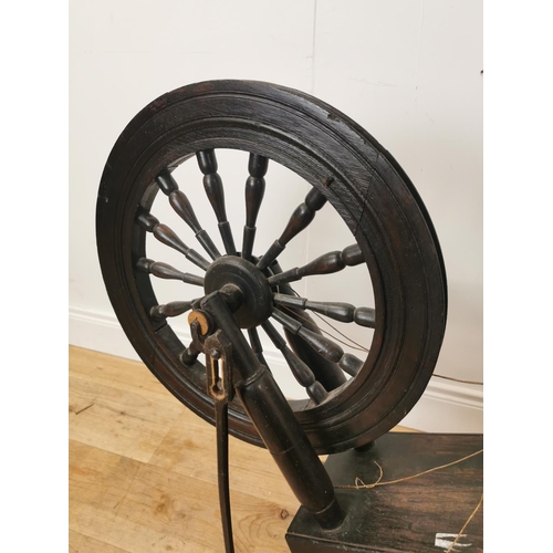 489 - 19th. C. oak spinning wheel { 83cm H X 83cm W X 57cm D }.