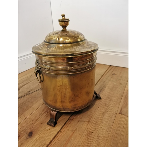 573 - 19th C. brass lidded coal bucket. {45 cm H x 32 cm Diam}.