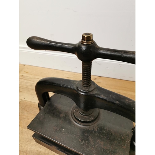 590 - Early 20th C. cast iron book press {40 cm H x 43 cm W x 25 cm D}.